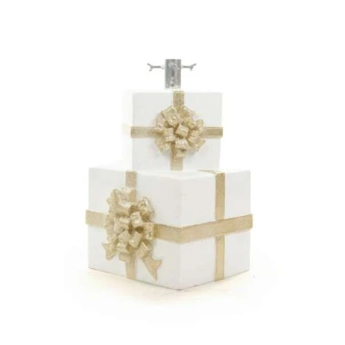 Enfeite de Natal Base Decorativa para Árvore em Formato de Presentes Brancos com Laços Dourados Cromus